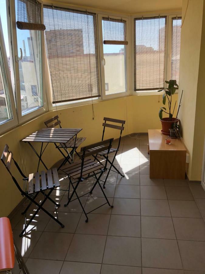 Green Apartment With Terrace 12 Bucureşti Eksteriør bilde