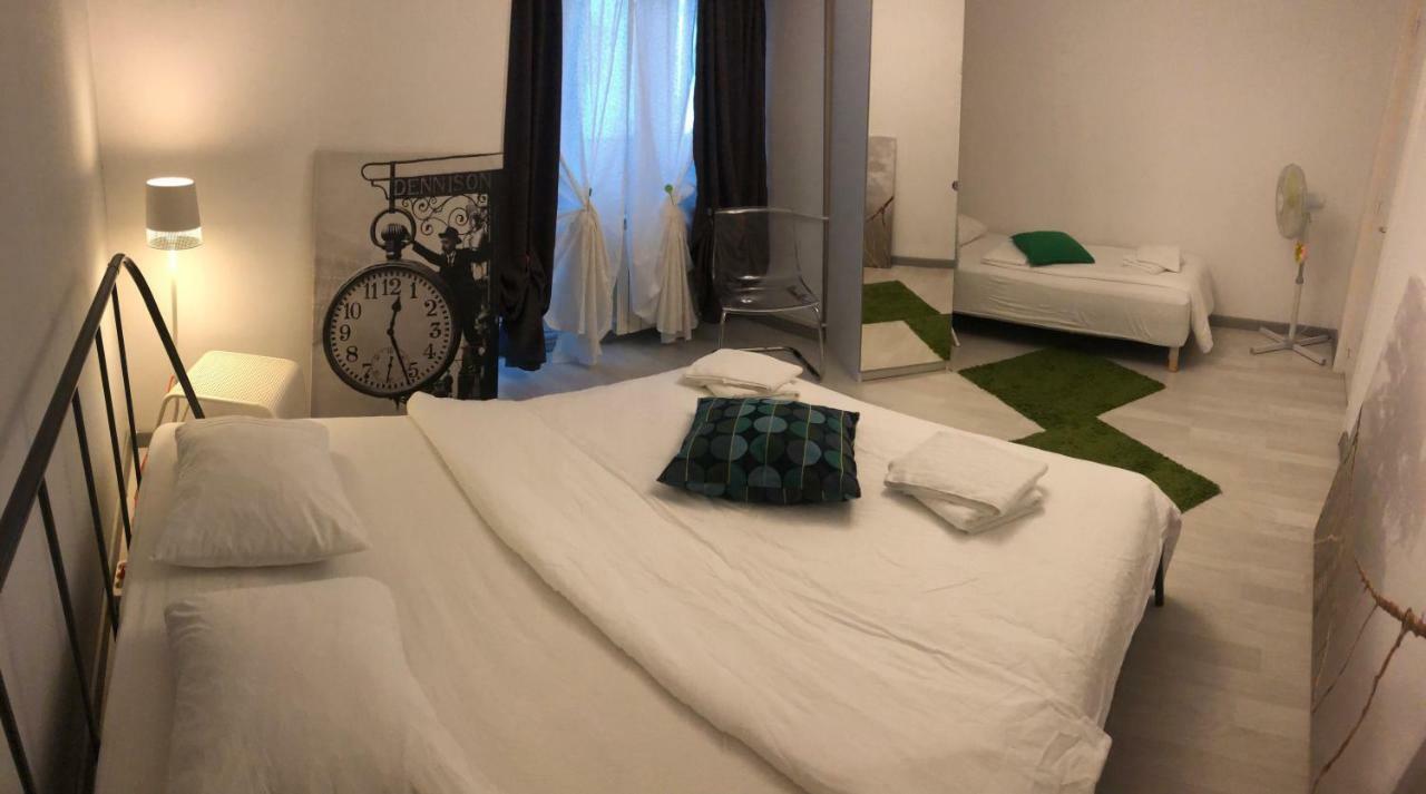 Green Apartment With Terrace 12 Bucureşti Eksteriør bilde